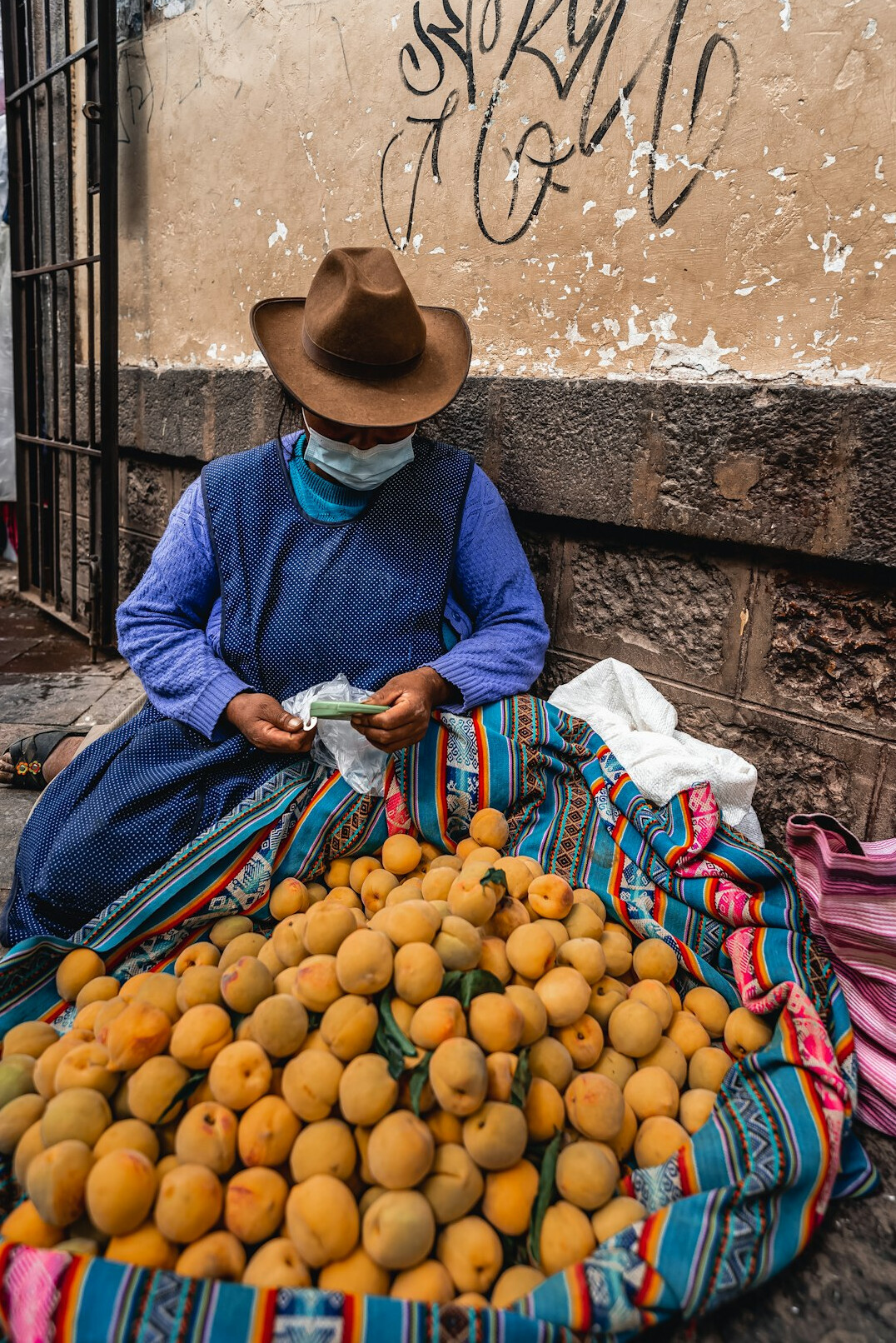 chilean market vendor